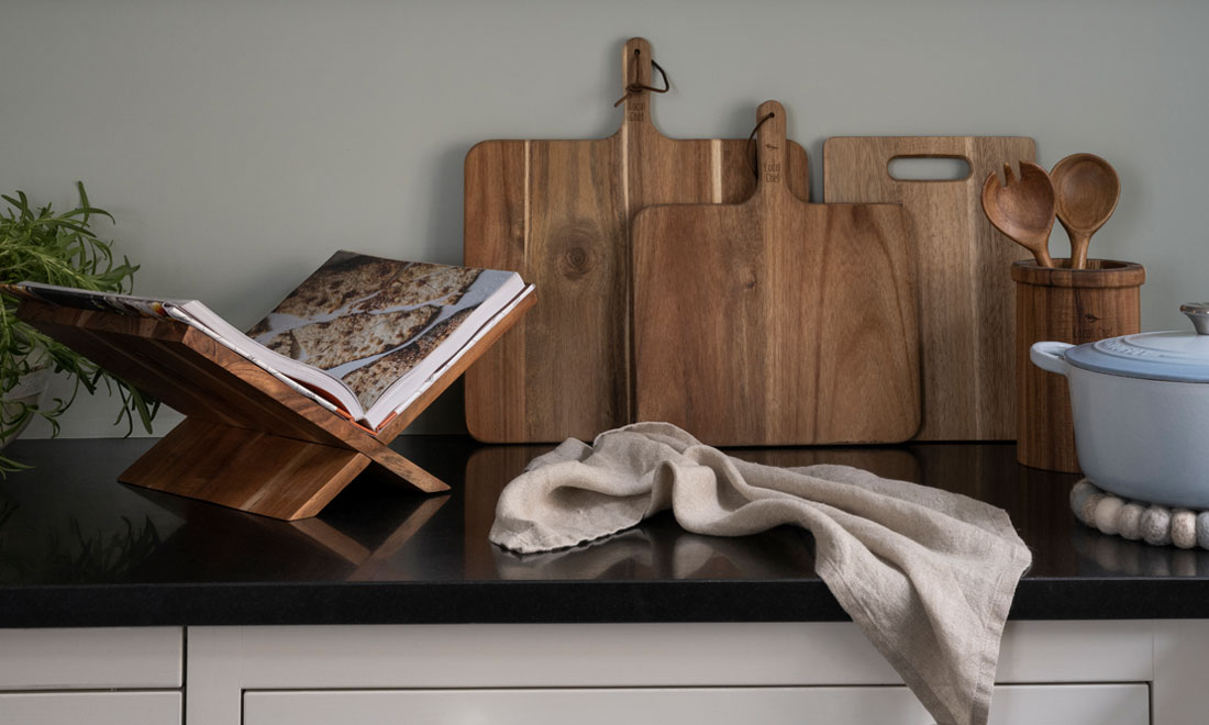 Så blir din skärbräda i trä som ny – husmorsknepen som fungerar