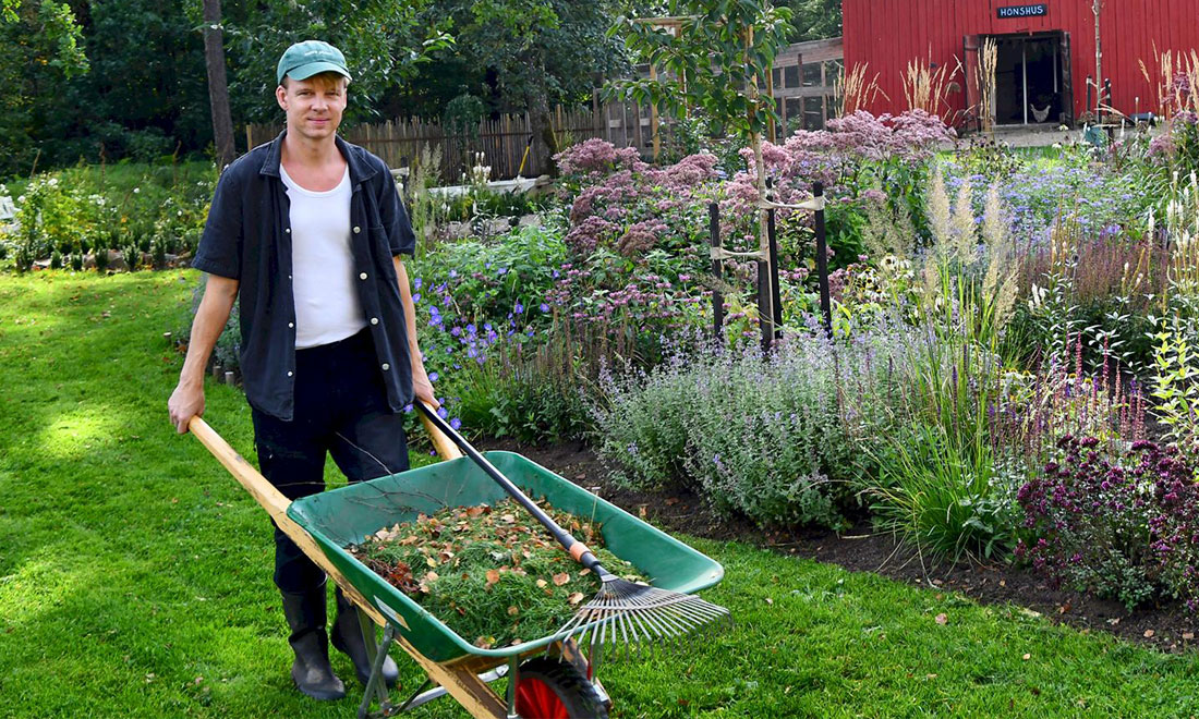 Johan förvandlade skogstomt till drömträdgård: ”Har planterat 2 500 lökar”