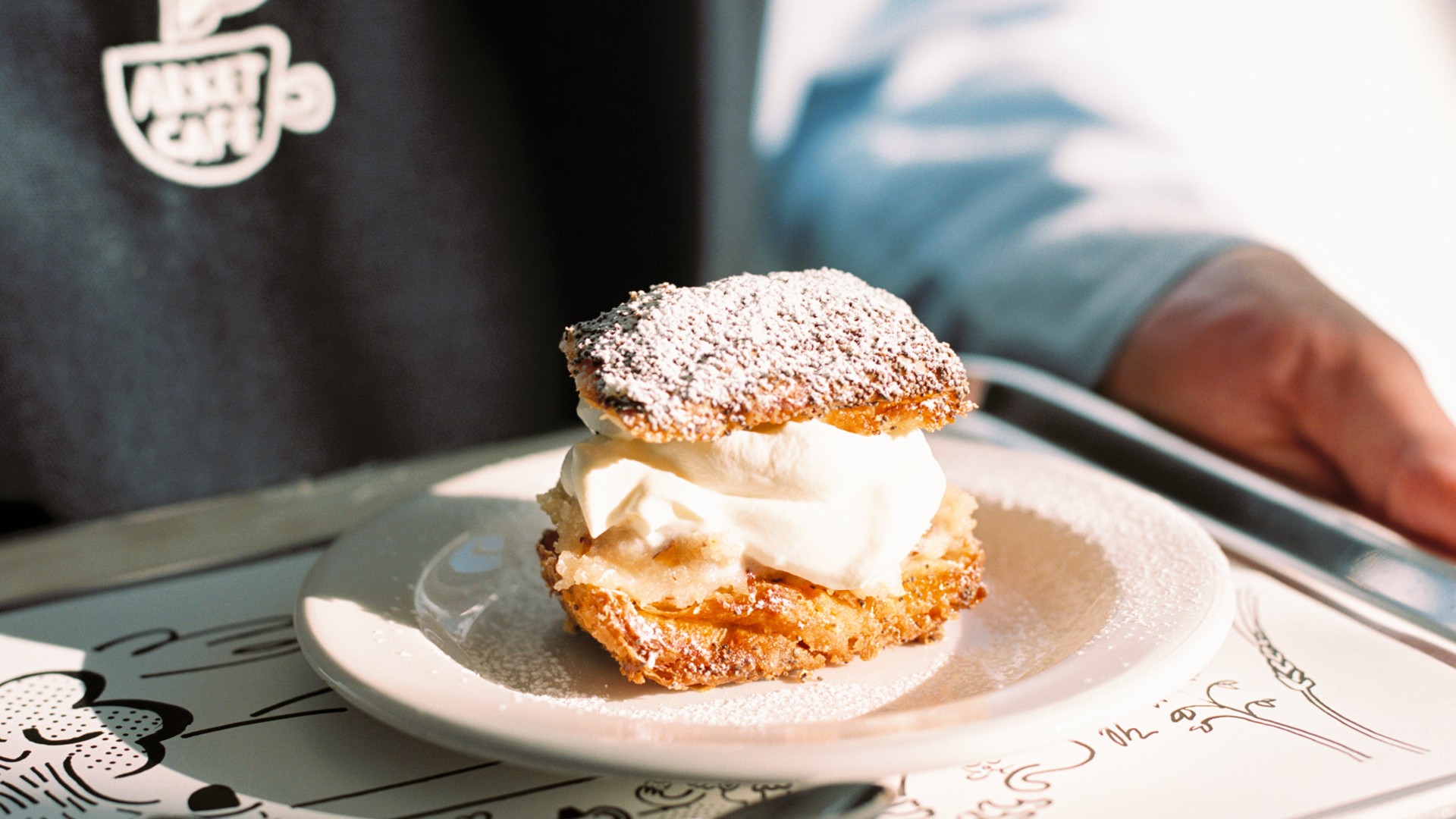 Så gör du Arkets perfekta semla hemma