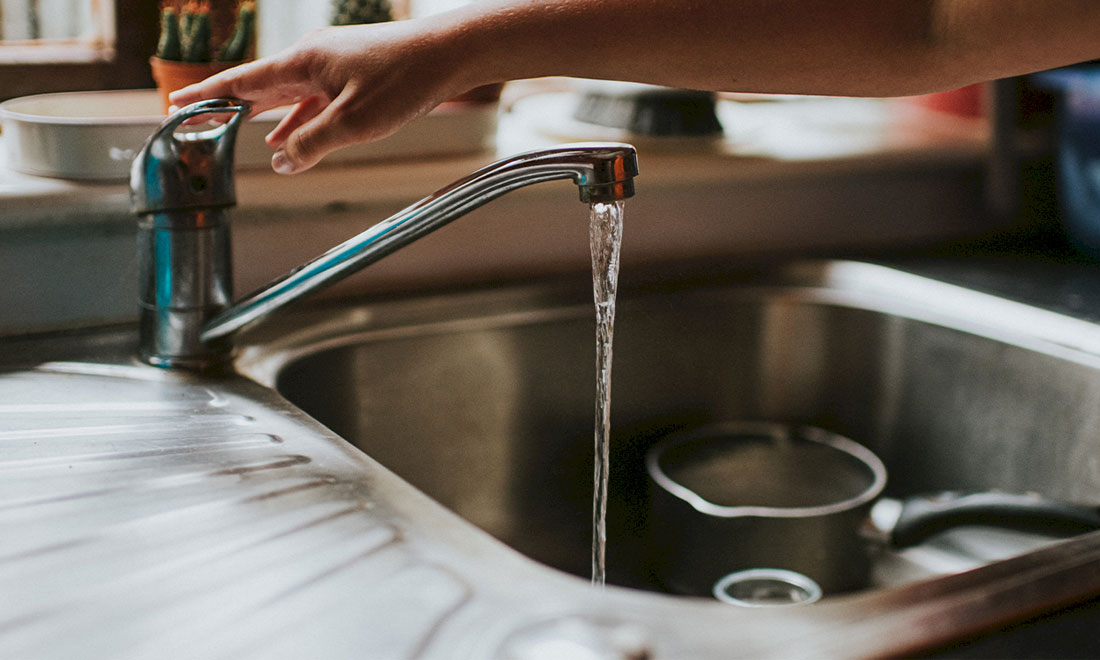 4 enkla sätt att spara vatten hemma