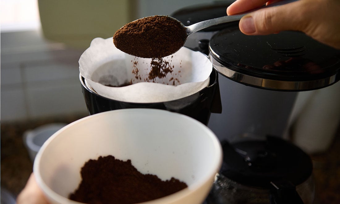 Därför ska du inte kasta kaffesumpen – 6 smarta husmorsknep