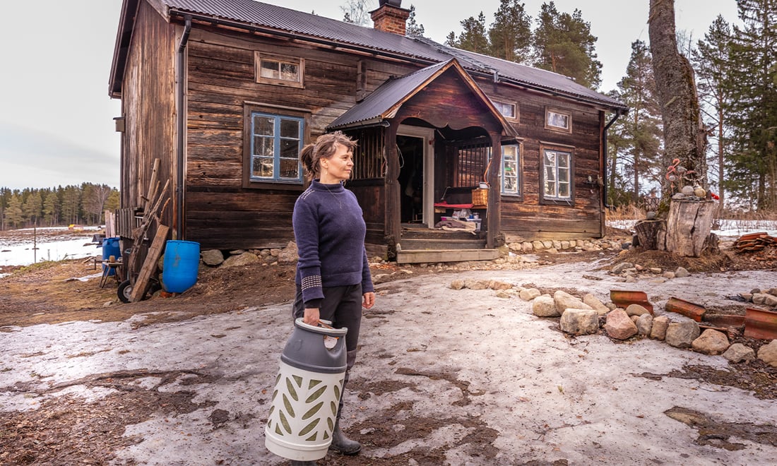 Johanna lever off grid i skogen: ”Mitt mål är att bli så självförsörjande som möjligt”